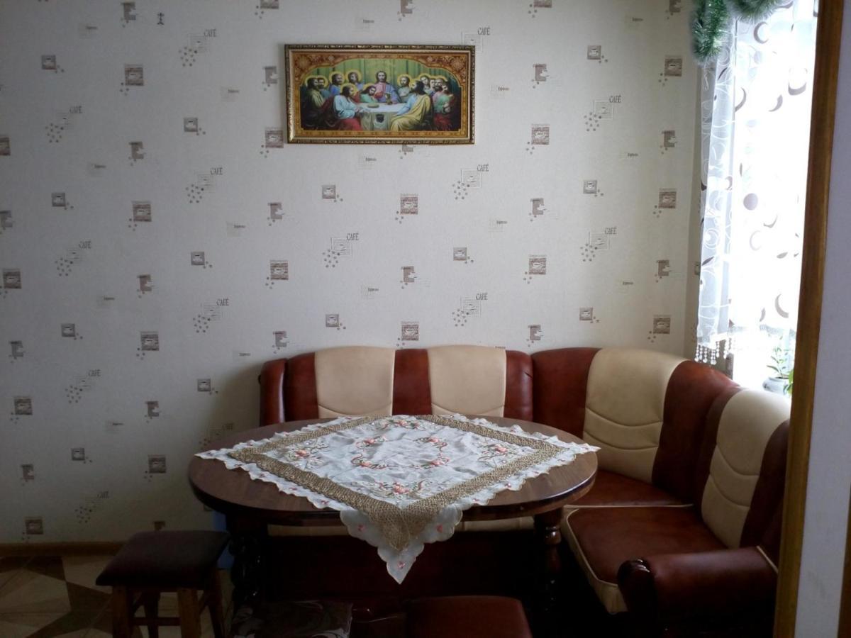 Pilipets Карпатські Зоріヴィラ エクステリア 写真